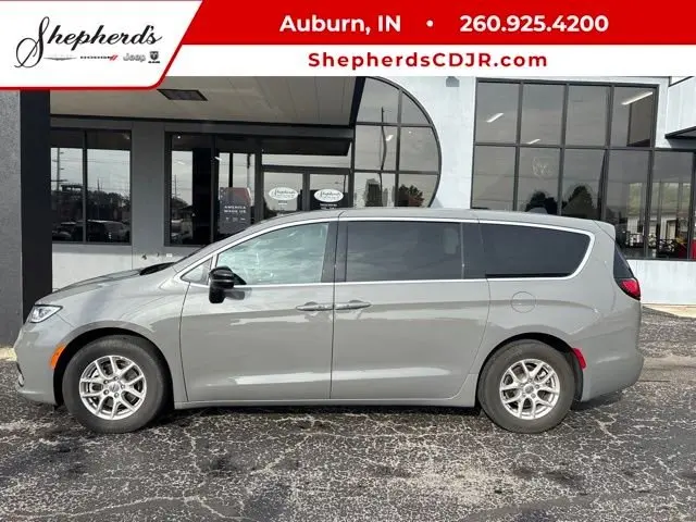 Vehicle Image 1