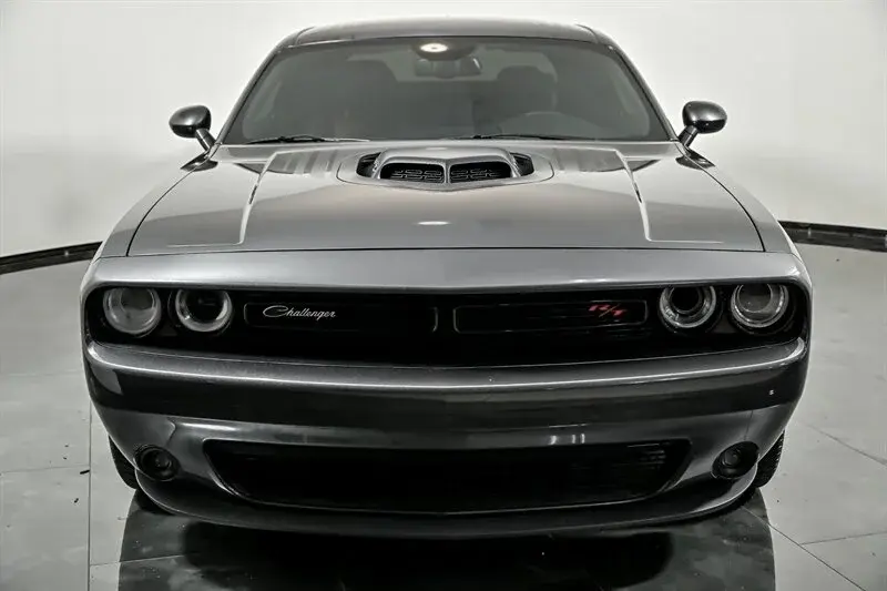 2016 Dodge Challenger R/T Plus Shaker photo 4