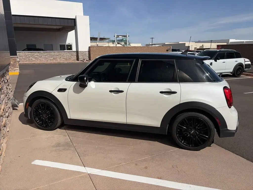 2024 MINI Hardtop Cooper S photo 4