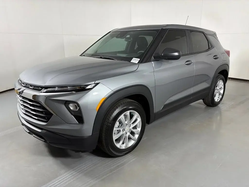 2026 Chevrolet Trailblazer LS photo 5