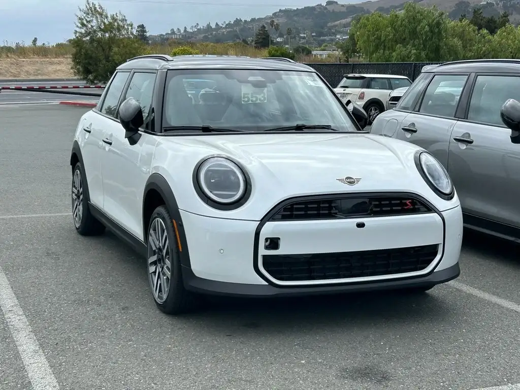 2026 MINI Hardtop Cooper S photo 1