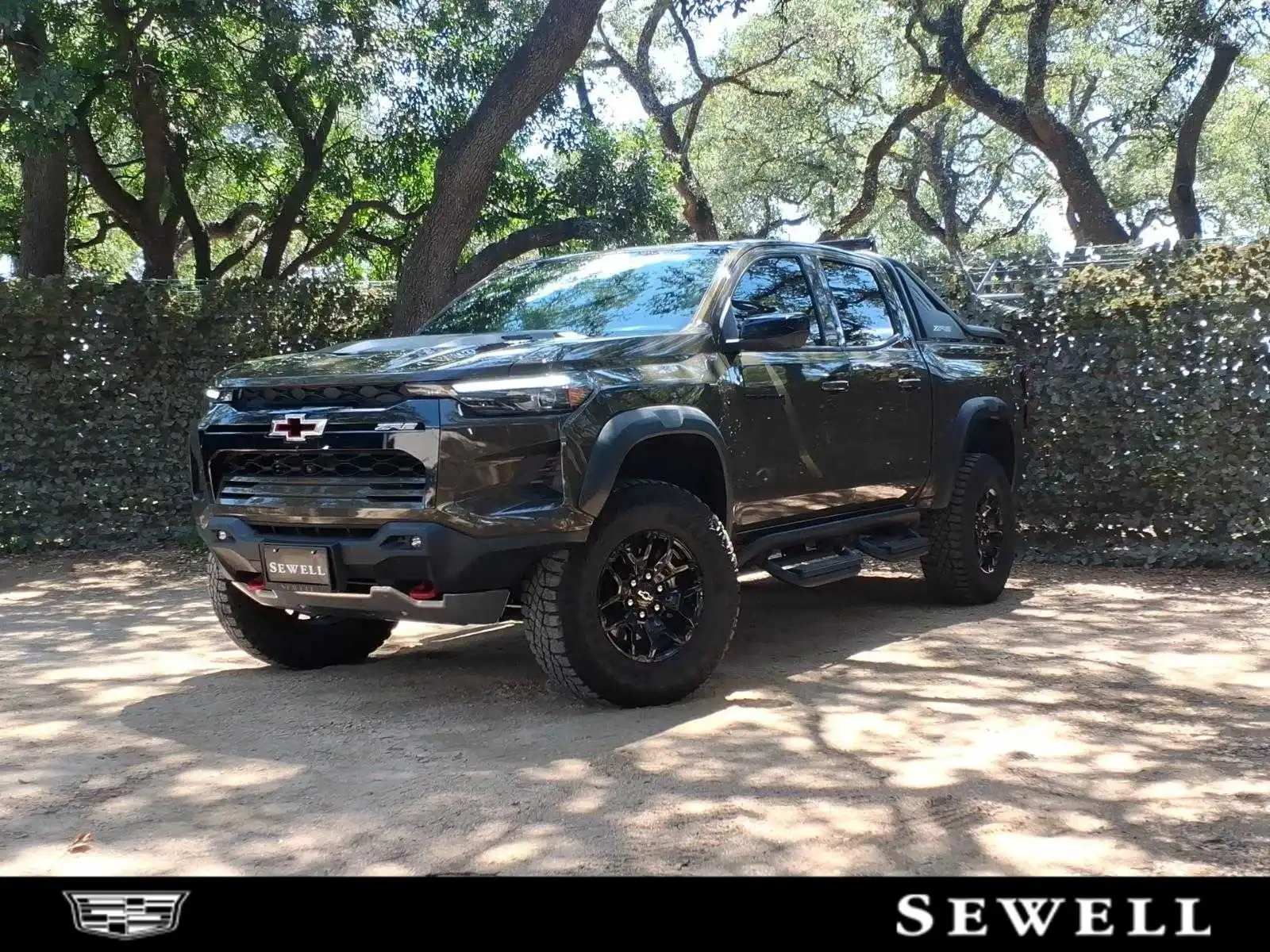 2025 Chevrolet Colorado ZR2 4WD Crew Cab Short Box's photo