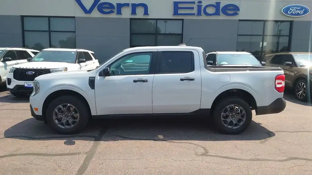 2025 Ford Maverick XLT AWD's photo