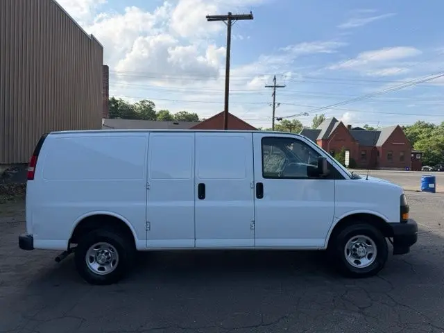 2021 Chevrolet Express 2500 Work Van HD photo 4