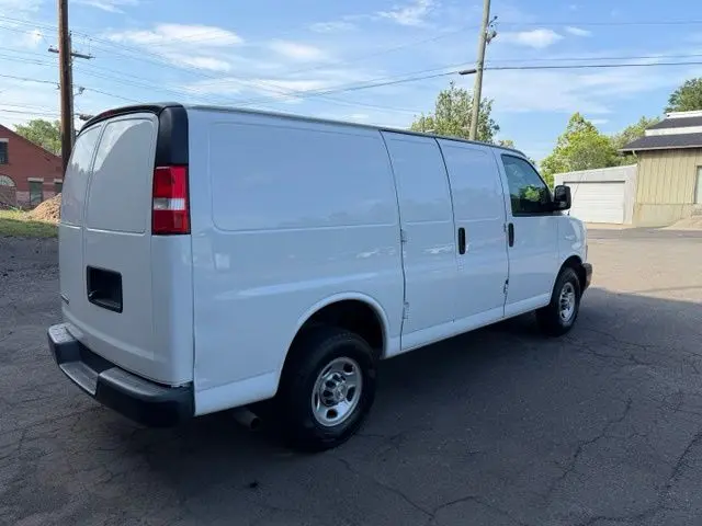 2021 Chevrolet Express 2500 Work Van HD photo 5
