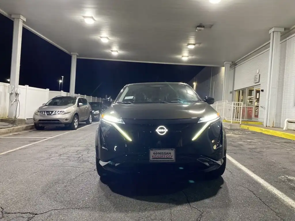 2023 Nissan Ariya Empower+ FWD's photo