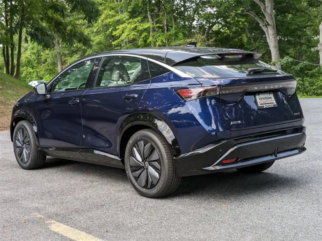 2023 Nissan Ariya Evolve+ FWD's photo