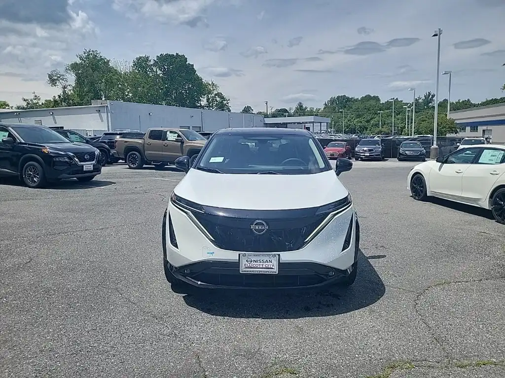 2023 Nissan Ariya Platinum+ AWD's photo