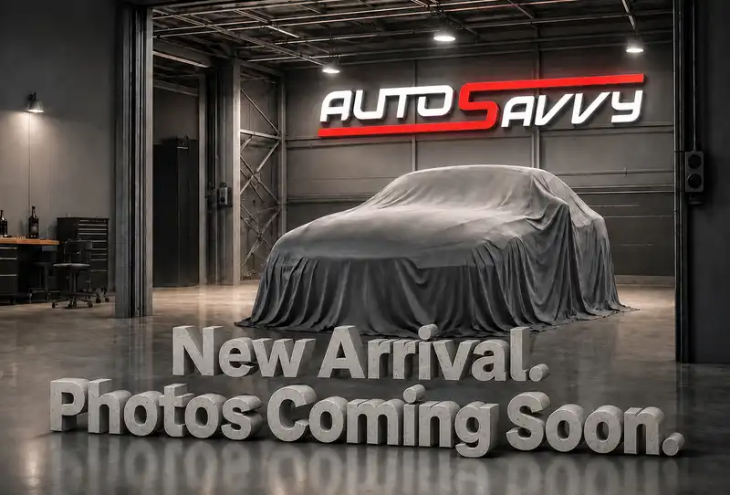 2022 Chrysler 300 Touring's photo