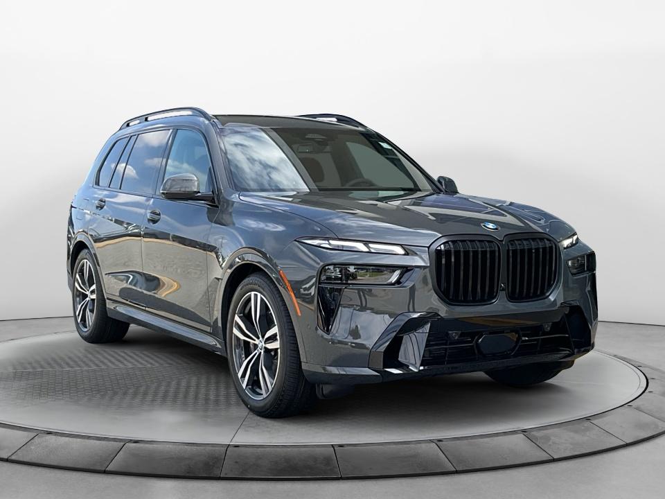 2027 BMW X7 xDrive40i's photo
