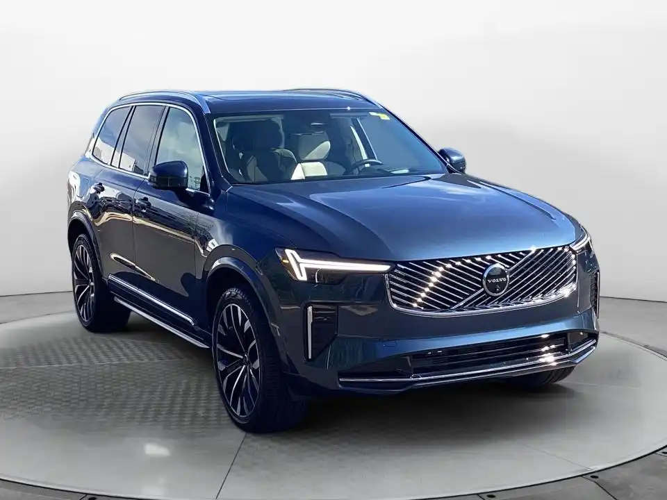 2026 Volvo XC90 B6 Ultra Bright 7-Seater AWD's photo