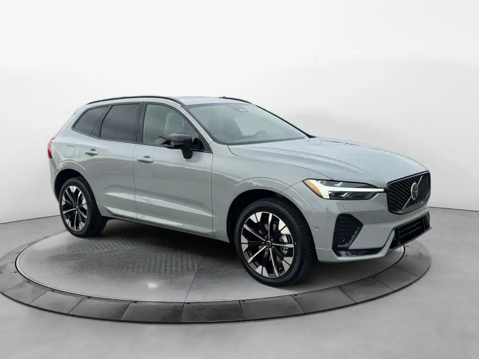 2026 Volvo XC60 B5 Plus Dark AWD's photo