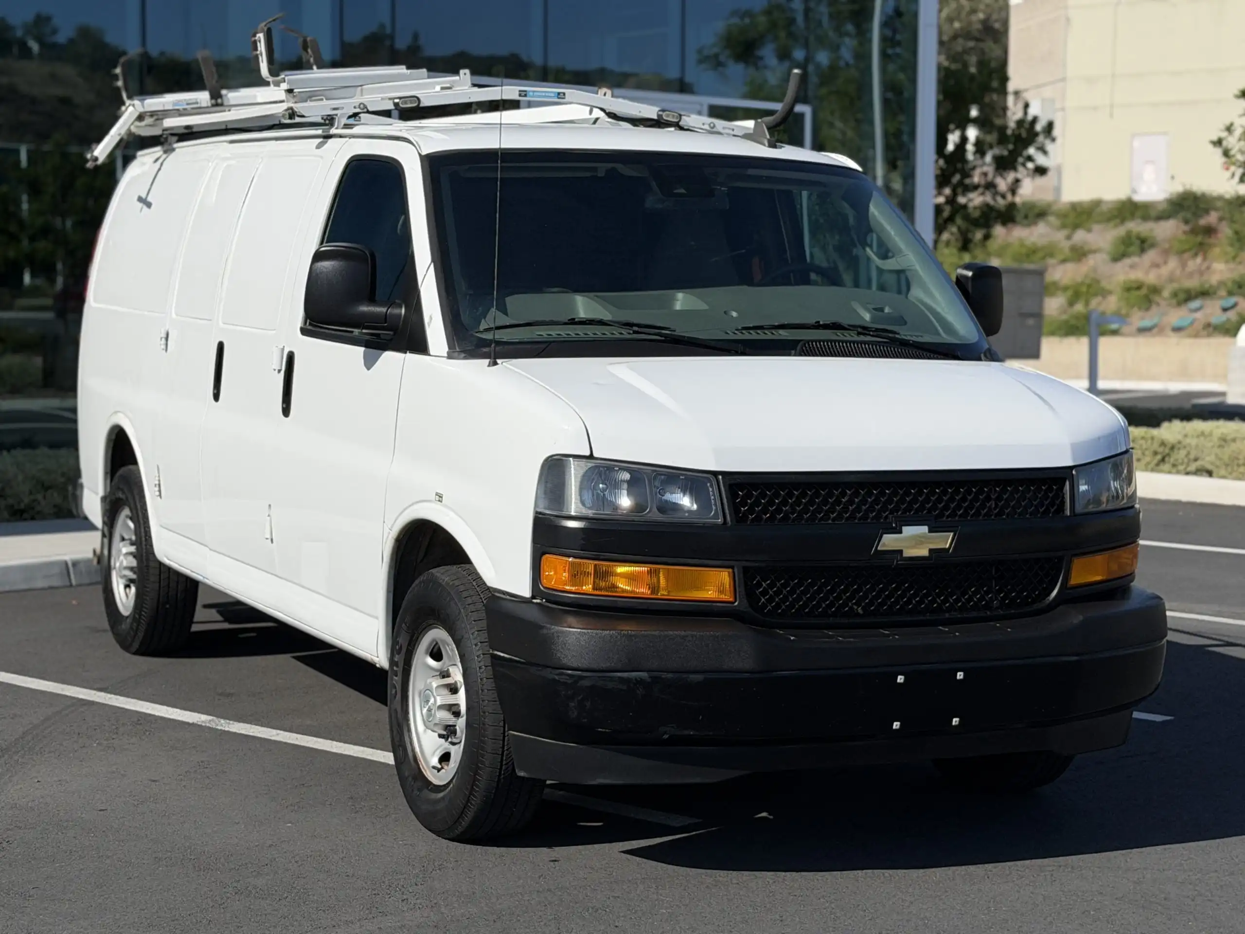 2019 Chevrolet Express 2500 Work Van HD's photo
