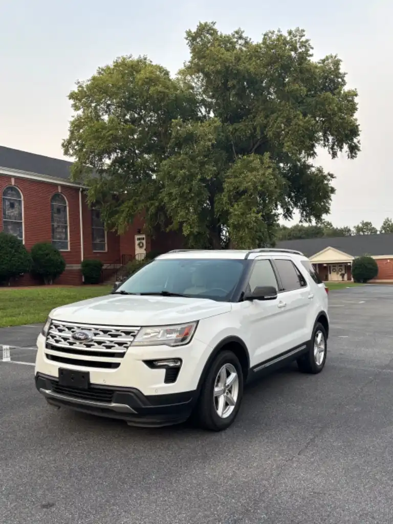 2019 Ford Explorer XLT FWD's photo