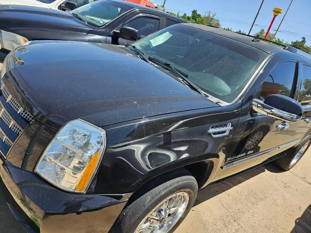 2013 Cadillac Escalade ESV 2WD Premium's photo