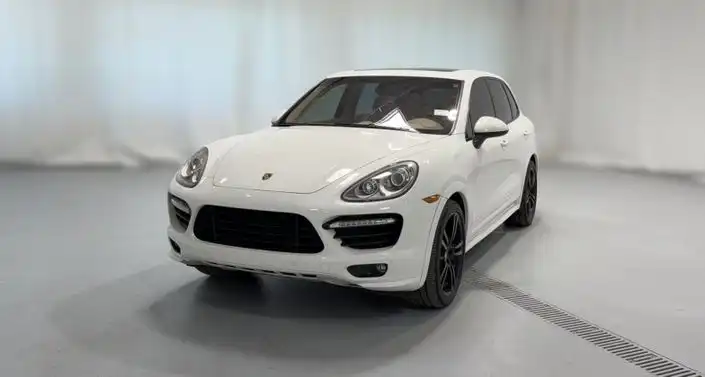 2013 Porsche Cayenne Turbo's photo