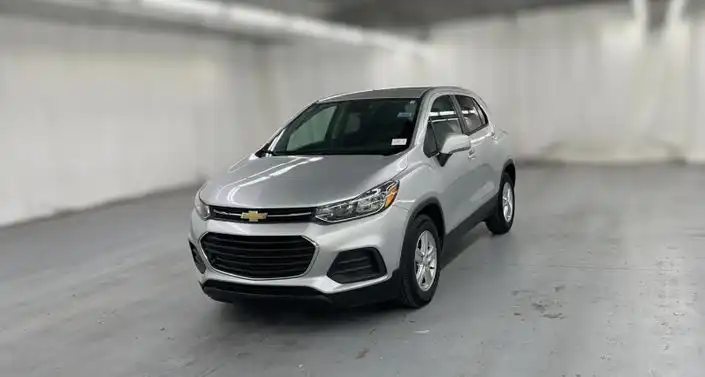 2021 Chevrolet Trax LS's photo