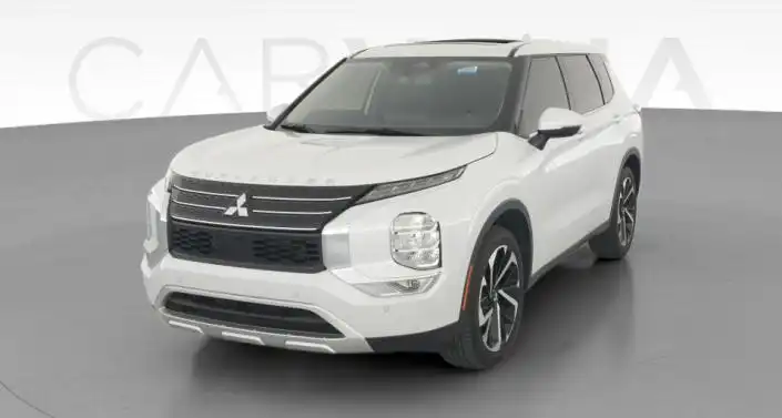 2024 Mitsubishi Outlander SE FWD's photo