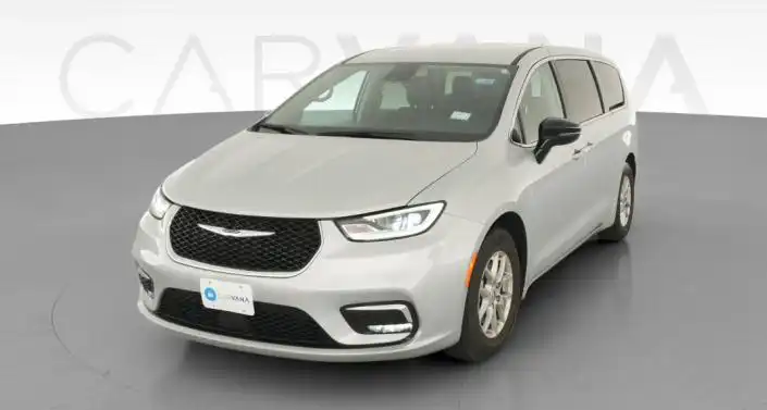 2024 Chrysler Pacifica Touring L's photo