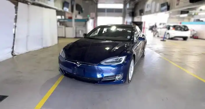 2021 Tesla Model S Long Range Plus's photo