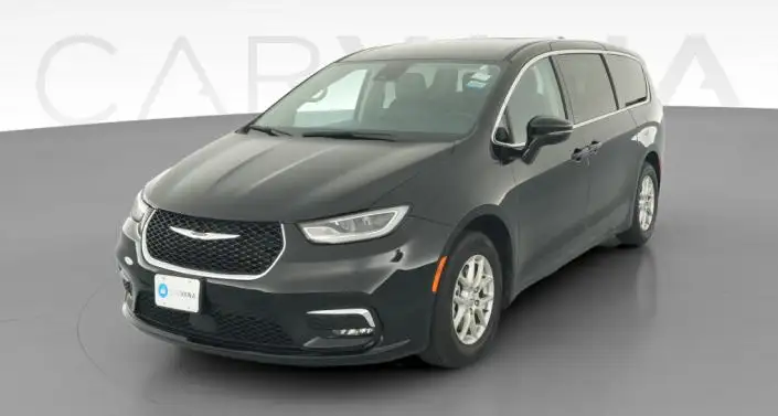 2024 Chrysler Pacifica Touring L's photo