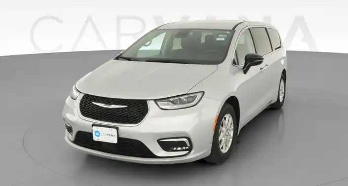 2024 Chrysler Pacifica Touring L's photo