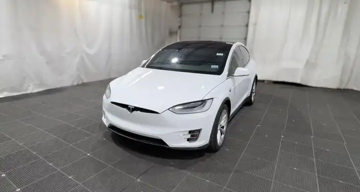 2021 Tesla Model X Performance's photo