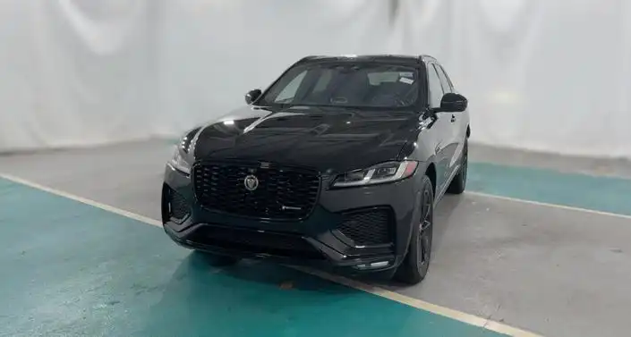 2021 Jaguar F-PACE P400 R-Dynamic S's photo