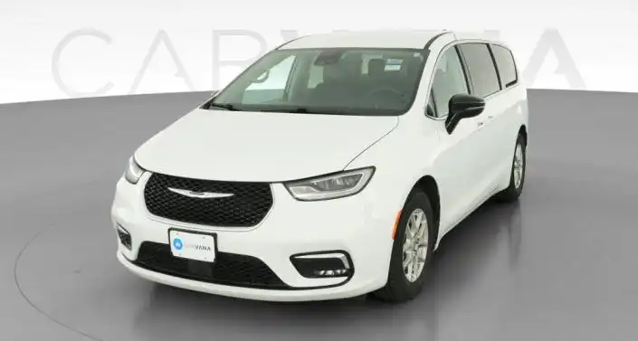 2024 Chrysler Pacifica Touring L's photo