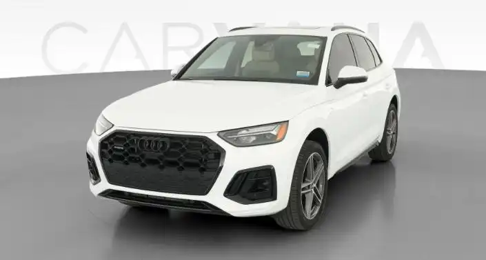 2024 Audi Q5 55 e Premium Plus's photo