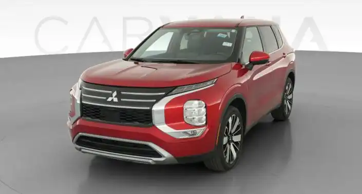 2025 Mitsubishi Outlander SE FWD's photo
