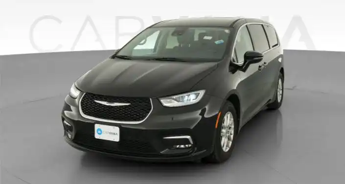 2024 Chrysler Pacifica Touring L's photo