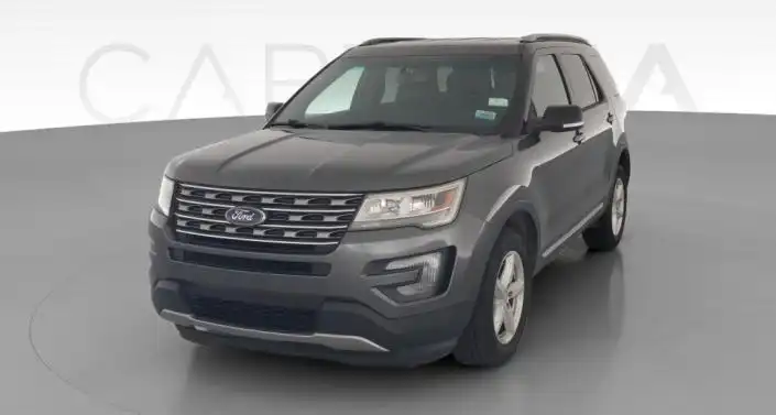 2017 Ford Explorer XLT 4WD's photo