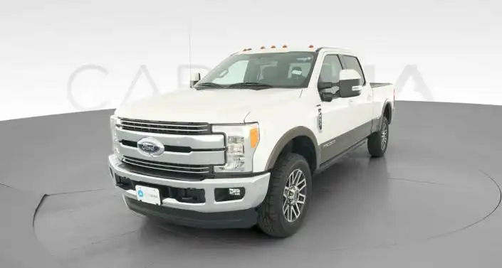 2017 Ford F-250 Lariat 4WD Crew Cab 8' Box's photo