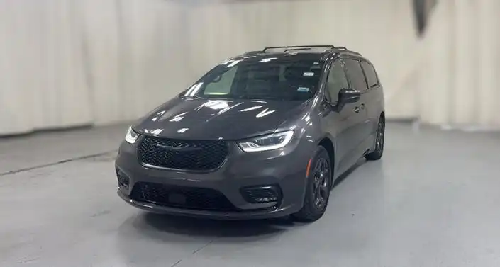 2021 Chrysler Pacifica Hybrid Limited's photo