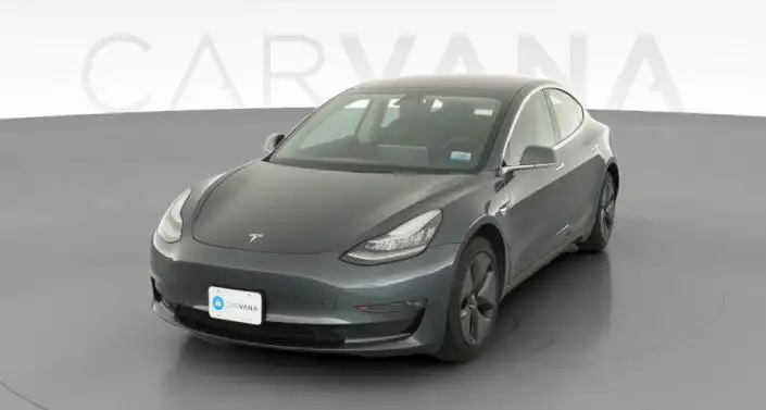 2018 Tesla Model 3 Mid Range's photo