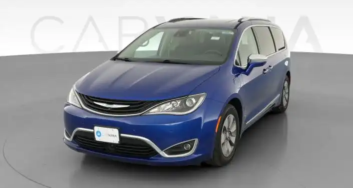 2018 Chrysler Pacifica Hybrid Limited's photo