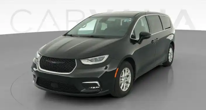2024 Chrysler Pacifica Touring L's photo