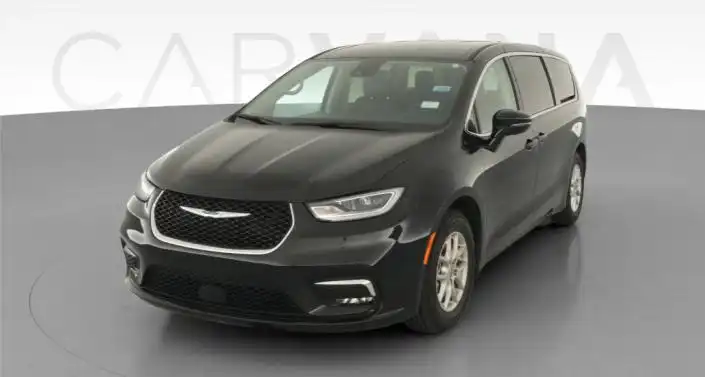 2024 Chrysler Pacifica Touring L's photo