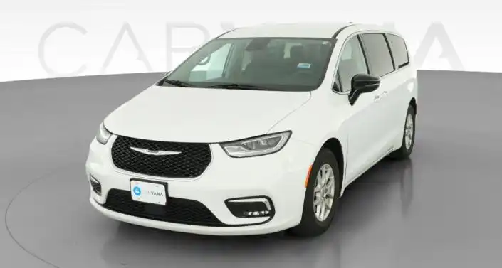 2024 Chrysler Pacifica Touring L's photo
