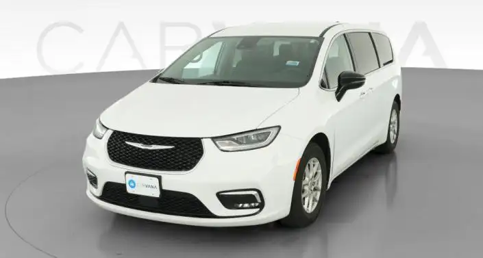 2024 Chrysler Pacifica Touring L's photo
