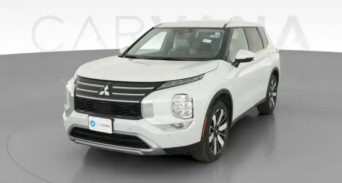 2025 Mitsubishi Outlander SE FWD's photo