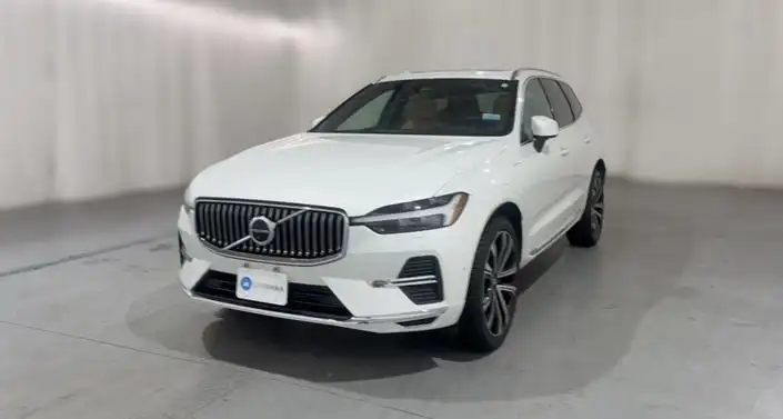 2023 Volvo XC60 T8 Ultimate Bright Theme AWD's photo