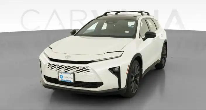 2025 Toyota Crown Signia Limited AWD's photo