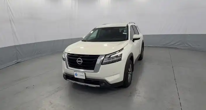 2022 Nissan Pathfinder SL 4WD's photo