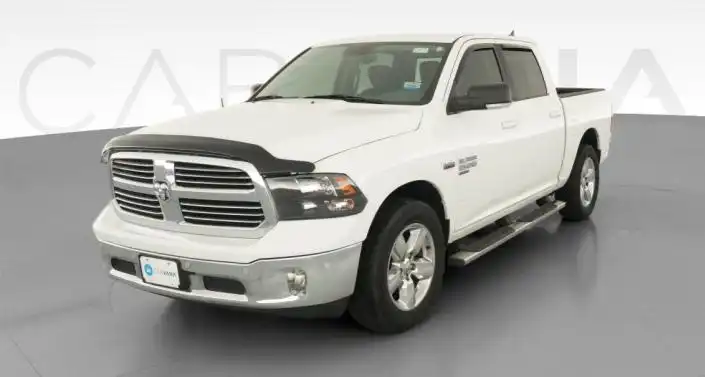 2019 RAM 1500 Classic Big Horn 4WD Crew Cab 5'7's photo