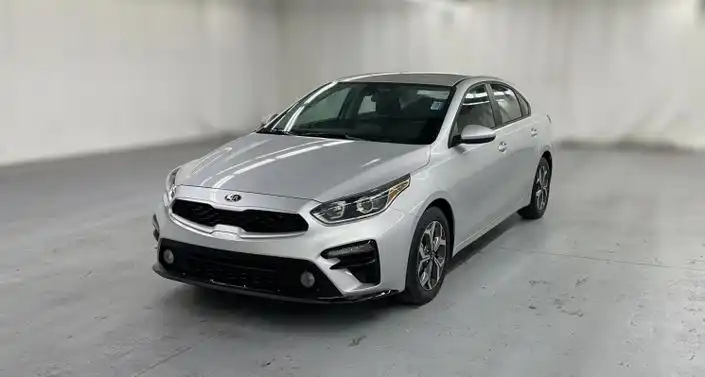 2021 Kia Forte LXS Auto's photo