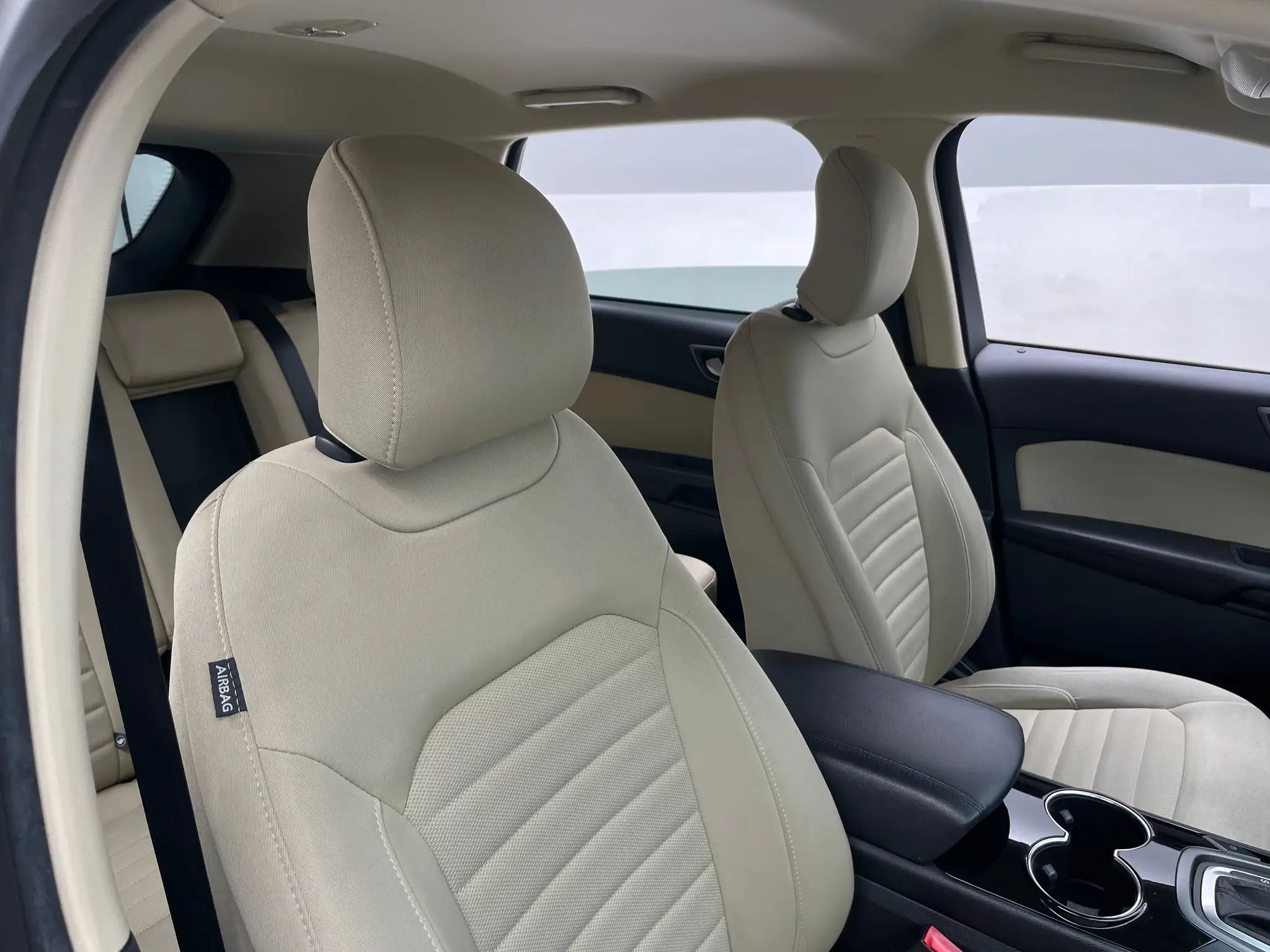 2016 Ford Edge SE photo 1