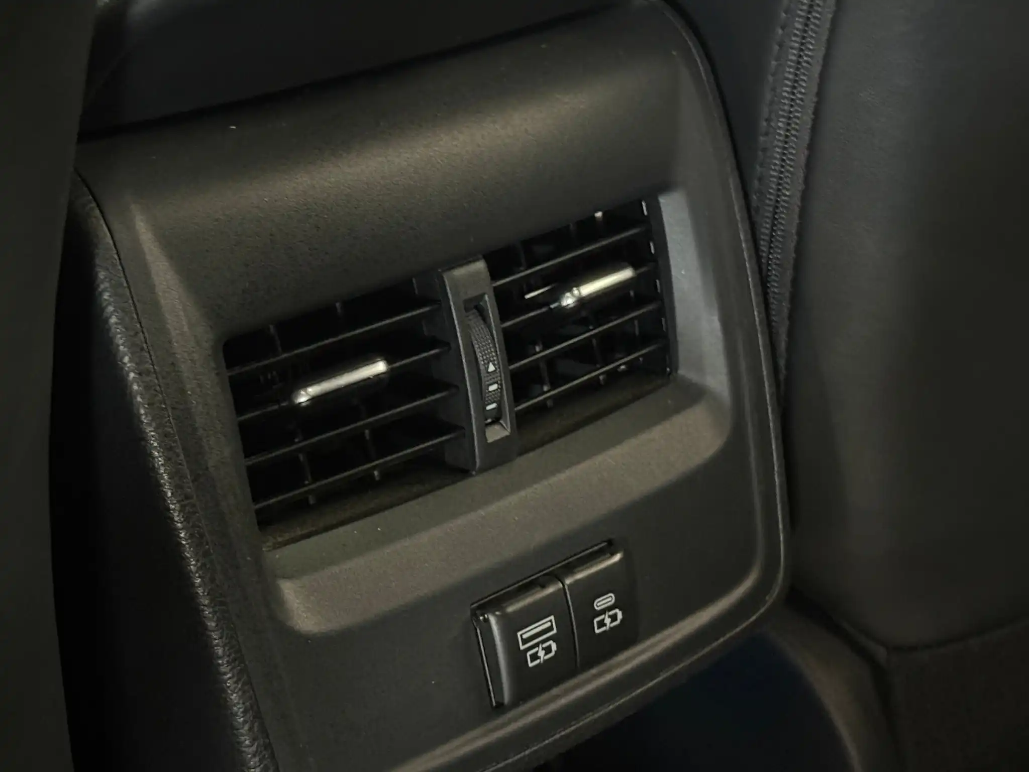 2021 Toyota Avalon XSE Nightshade's photo