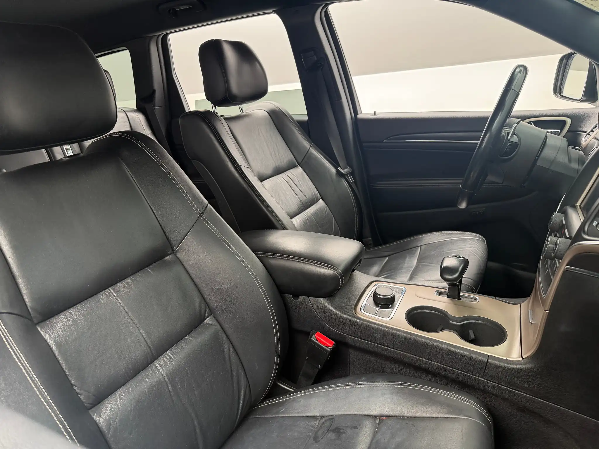 2015 Jeep Grand Cherokee Limited 4WD's photo